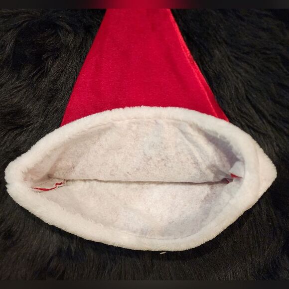 51% Naughty Santa Hat - Picture 5 of 7